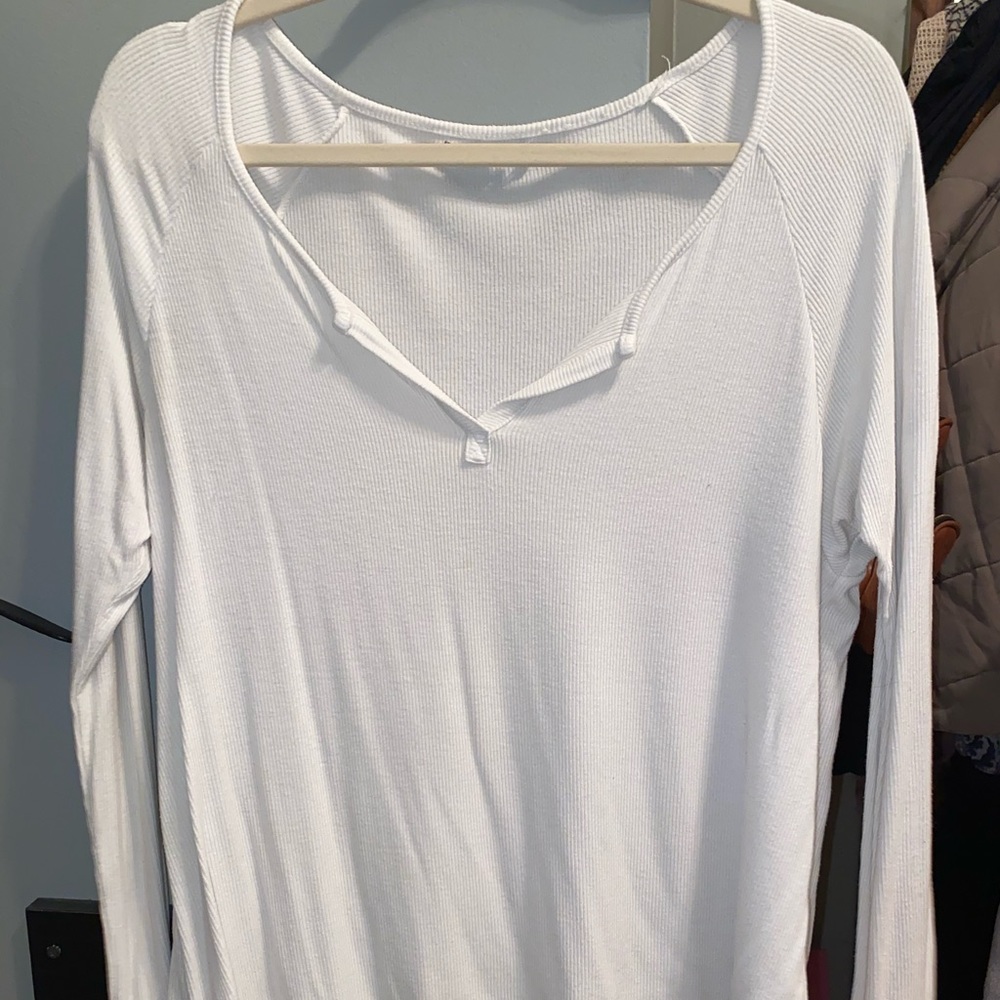 White pullover